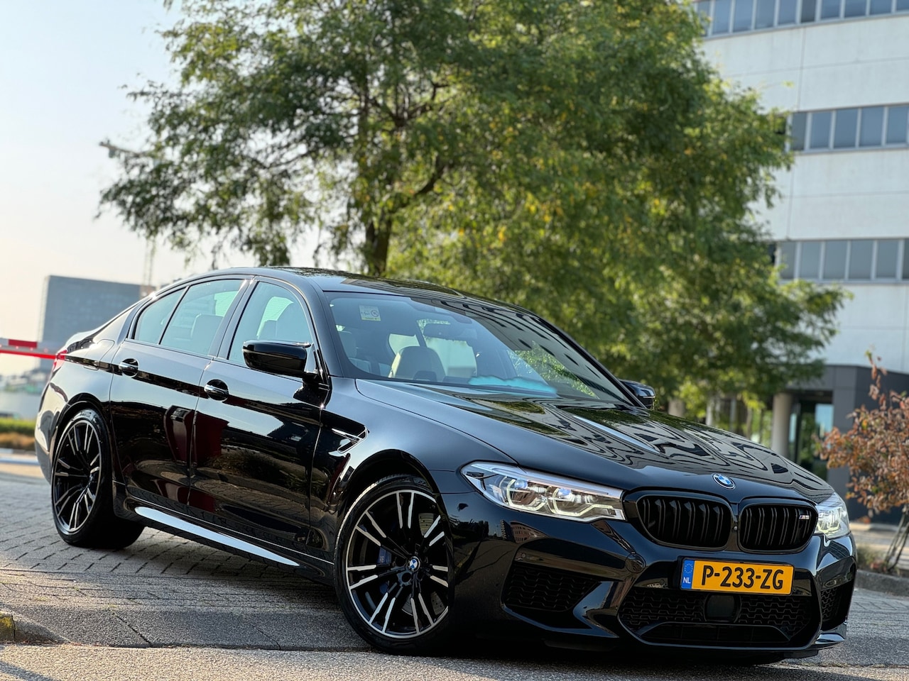 BMW M5 - V8 630PK+ 2018 Carbon G30.H&K.NightVision.Laser.20''! - AutoWereld.nl