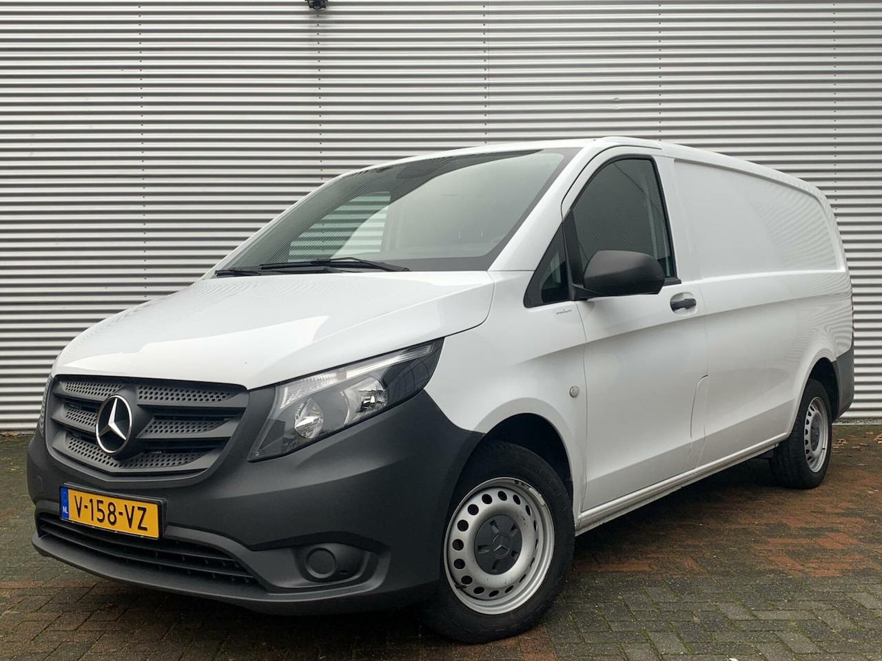 Mercedes-Benz Vito - Bestel 111 CDI Lang Airco Cruise Navi Aux 2019 Eerste eigenaar Dealer Onderhouden 130327 k - AutoWereld.nl