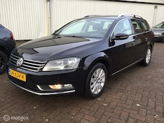 Volkswagen Passat Variant - 1.4 TSI Comfort Executive Line BlueMotion - Automaat