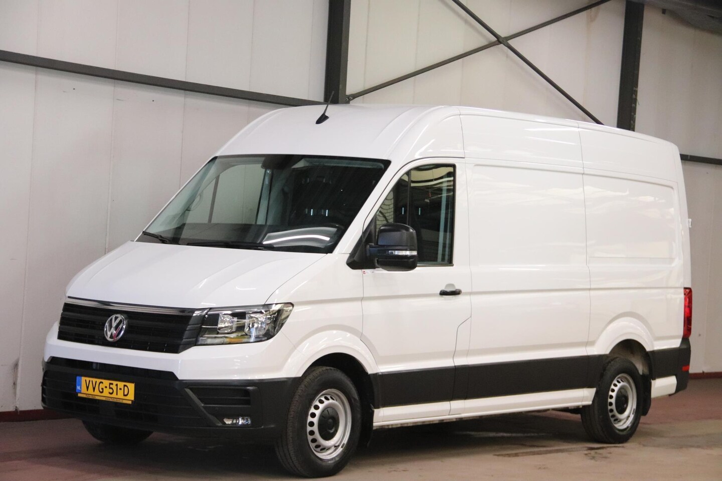 Volkswagen Crafter - 35 2.0 TDI L3H3 FINANCIAL LEASE 375 EURO PER MAAND 35 2.0 TDI 140PK L3H3 (oude L2H2) EURO - AutoWereld.nl