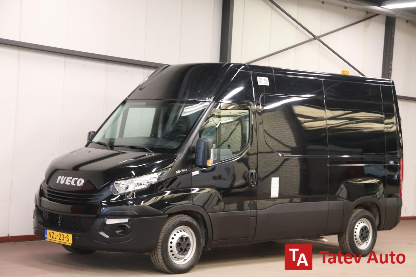 Iveco Daily - 35S16V 2.3 L2H2 160 PK 3500 KG TREKVERMOGEN EURO 6 - AutoWereld.nl