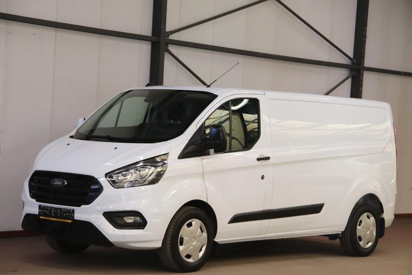 Ford Transit Custom - L2H1 AUTOMAAT FINANCIAL LEASE 259 EURO PER MAAND - AutoWereld.nl