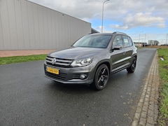 Volkswagen Tiguan - 1.4 TSI Sport&Style