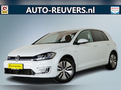 Volkswagen e-Golf - e-Golf / Navi / ACC / CarPlay / LED