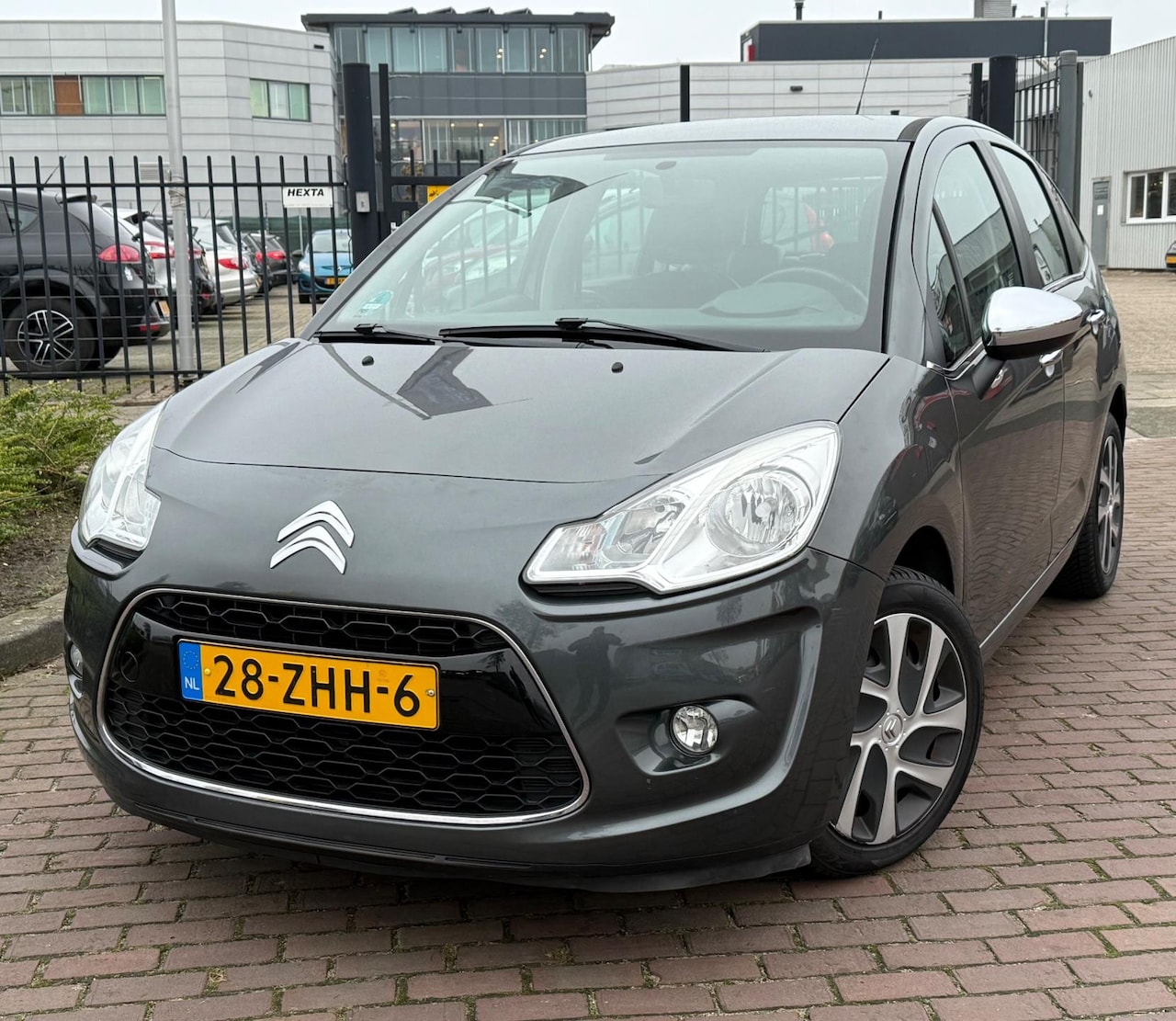 Citroën C3 - 1.2 VTi Collection Dealer onderhouden, Cruise control, Airco, Parkeer sensor - AutoWereld.nl