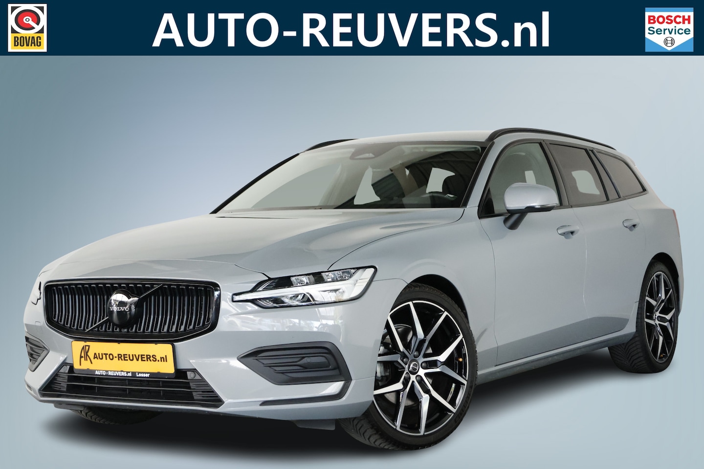 Volvo V60 - 2.0 B3 Core Edition / LED / Leder / Pilot Assist / CarPlay / DAB - AutoWereld.nl