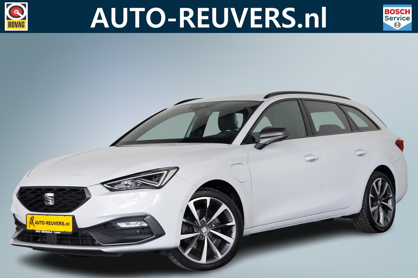 Seat Leon Sportstourer - 1.4 TSI eHybrid PHEV FR / LED / Travelassist / CarPlay / Camera - AutoWereld.nl