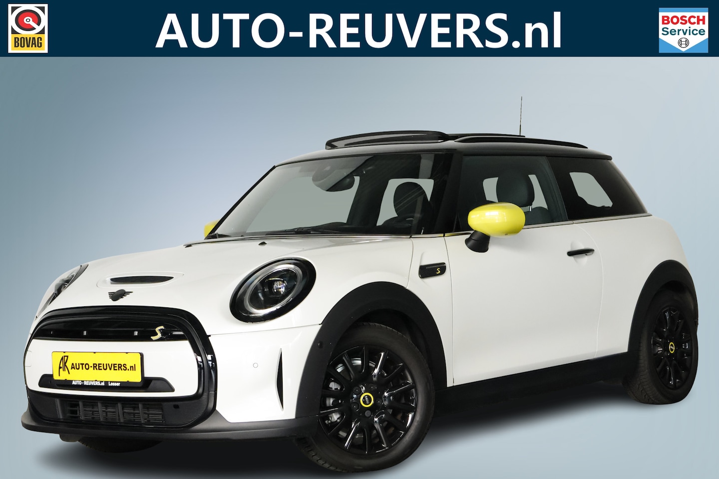 MINI Mini-Electric - SE Navigatie / Panorama / HarmanKardon / HUD - AutoWereld.nl