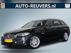 BMW 5-serie Touring - 520i Luxury Edition / Panorama / Leder / LED / Allseason