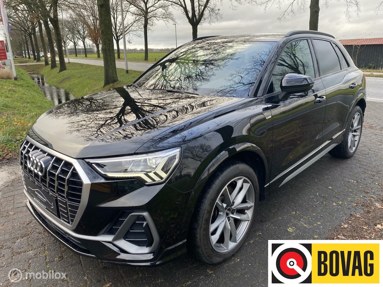 Audi Q3 - 45 TFSI e I I S Line I Camera I ACC I LED I Trekhaak I - AutoWereld.nl