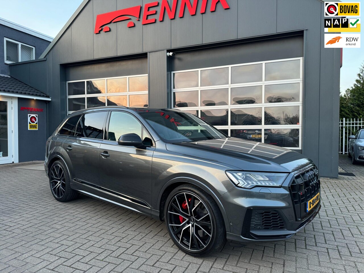 Audi Q7 SQ7 - 4.0 TFSI quattro 7p / Pano / Rs Zetels / Trekhaak / Garantie - AutoWereld.nl