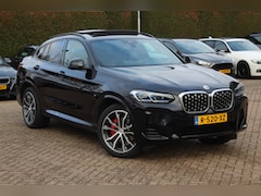 BMW X4 - xDrive20i Business Edition M Sport / Trekhaak / Panoramadak / Camera / Leder / Sfeerverlic