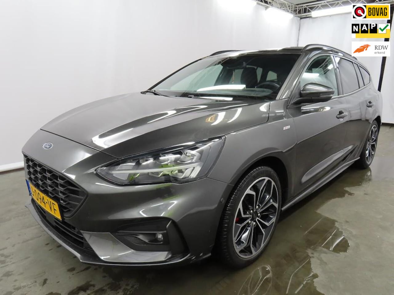 Ford Focus Wagon - 1.5 150PK EcoBoost ST Line X Business+leder+led+adaptief-cruise+camera+navi+stuur-stoel-ve - AutoWereld.nl