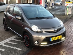 Toyota Aygo - 1.0 VVT-i Comfort 5 DEURS /AIRCO/ PRIVACY GLAS