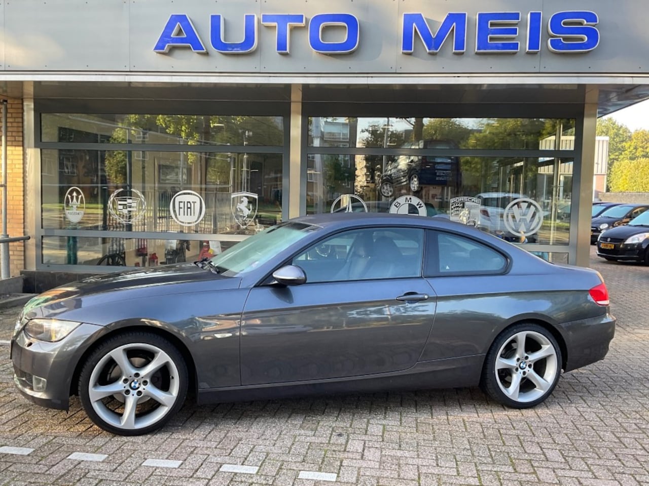 BMW 3-serie - 320I INTRODUCTION - AutoWereld.nl