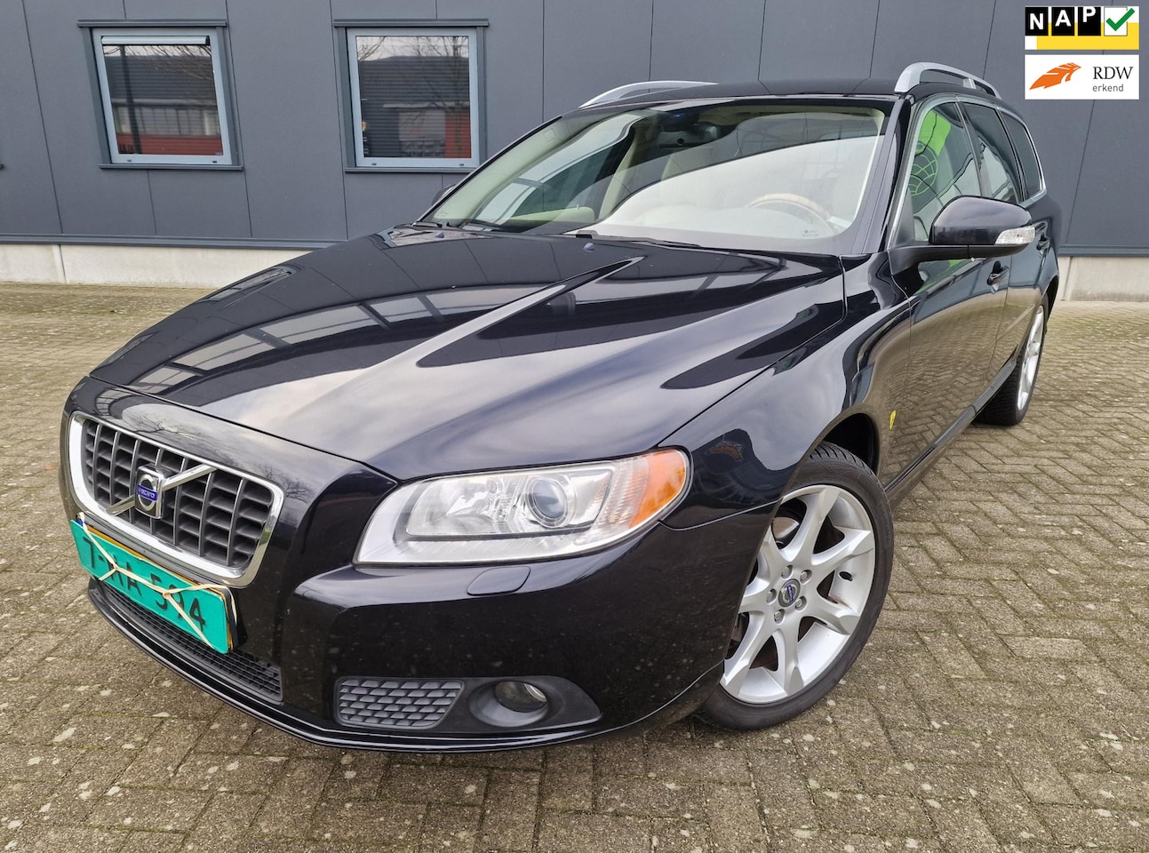 Volvo V70 - 2.0 Summum 2.0 Summum - AutoWereld.nl