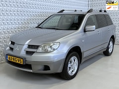 Mitsubishi Outlander - 2.0 Invite plus Airco Trekhaak (2005)