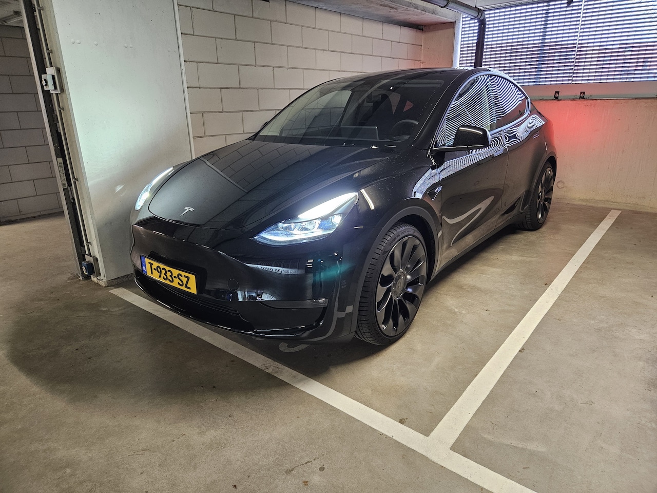 Tesla Model Y - Performance - AutoWereld.nl