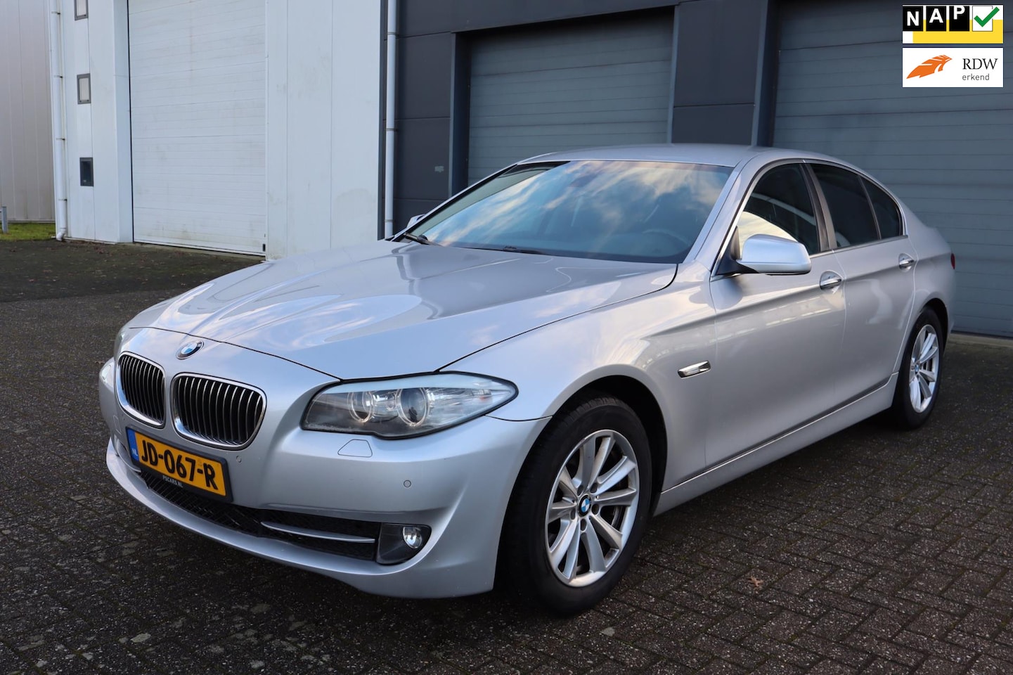 BMW 5-serie - 520d High Executive Stoelverwarming 2010 - AutoWereld.nl