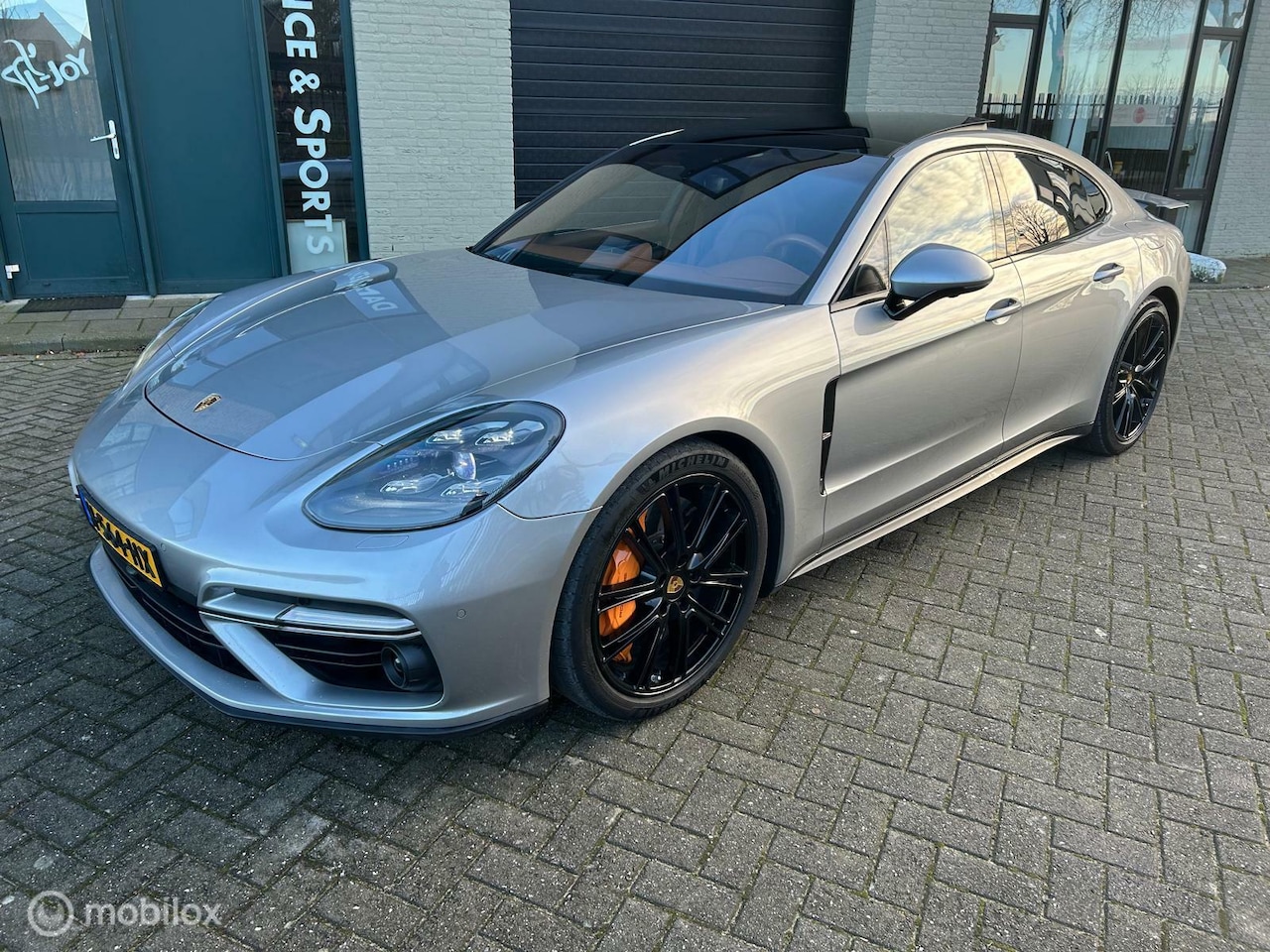 Porsche Panamera Sport Turismo - 4.0 Turbo 4.0 Turbo - AutoWereld.nl