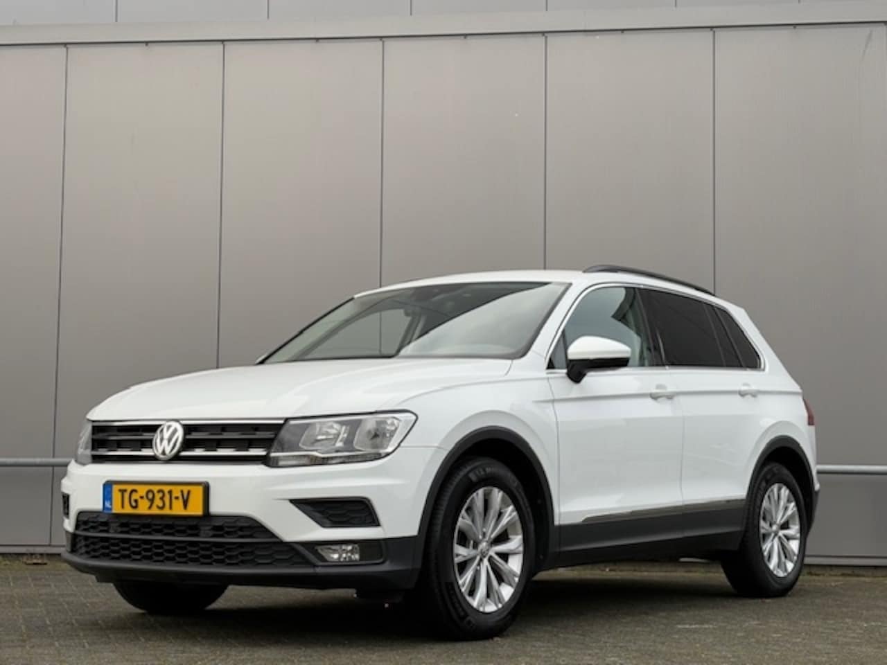 Volkswagen Tiguan - 1.4 TSI ACT - automaat - nap! - airco - cruise - Navi - - AutoWereld.nl