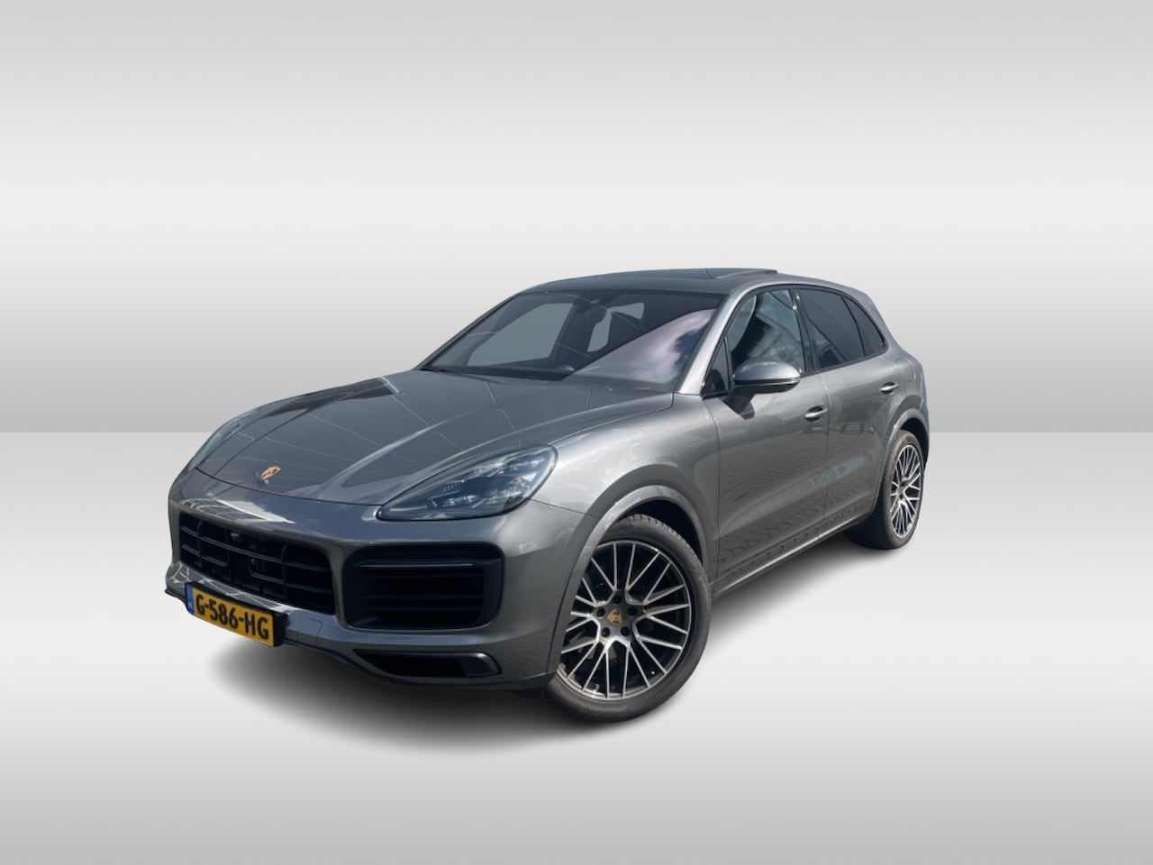 Porsche Cayenne - 3.0 E-Hybrid / Trekhaak / Panoramadak / 360Camera / Head-up / Achterasbesturing / 21'' / S - AutoWereld.nl