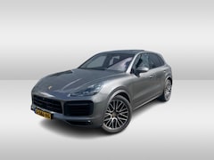 Porsche Cayenne - 3.0 E-Hybrid / Trekhaak / Panoramadak / 360Camera / Head-up / Achterasbesturing / 21'' / S