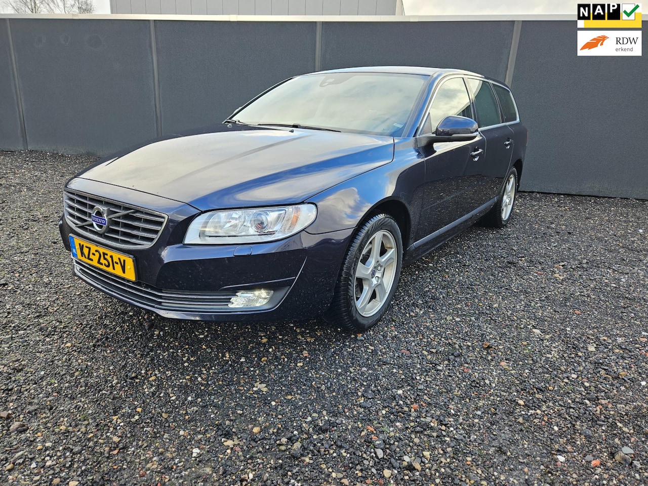 Volvo V70 - 2.0 D3 Polar+ AUT.LEDER-NAVI-XENON-TREKHAAK - AutoWereld.nl