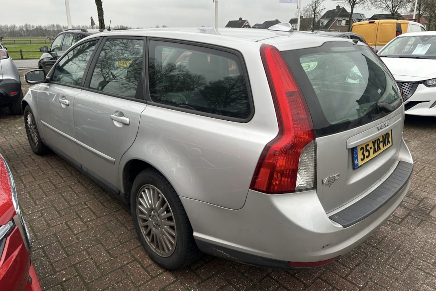 Volvo V50 - 1.8 Edition I Grijs Facelift Benzine - AutoWereld.nl