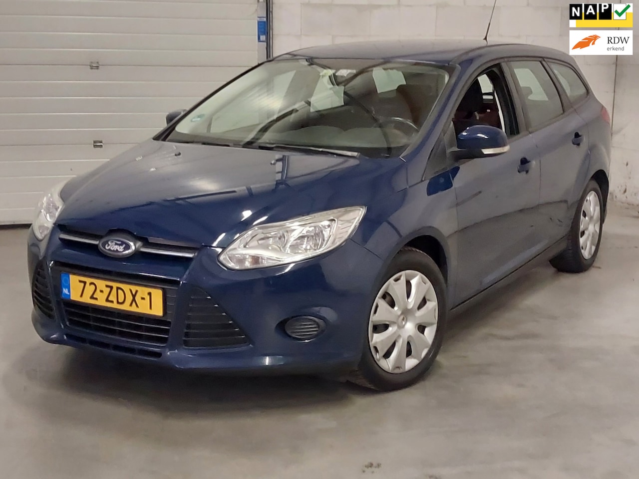 Ford Focus Wagon - 1.0 EcoBoost Lease Trend 2012 Airco - AutoWereld.nl