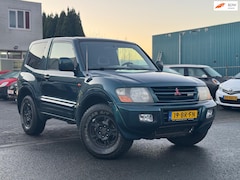 Mitsubishi Pajero - 3.2 Di-D GLX Panel Van/Grijs Kenteken