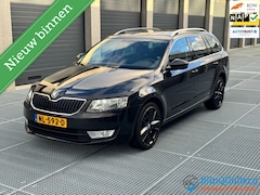 Skoda Octavia Combi - 1.6 TDI |Pano|Camera|Stoelverw|Automaat