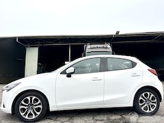 Mazda 2 - 2 1.5 Skyactiv-G 90pk Dynamic+ 5drs - navi - 1e eig - nap - line assist - airco - cruise