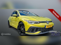 Volkswagen Golf - 1.5 TSI 150PK Clubsport Panodak 19" Velgen