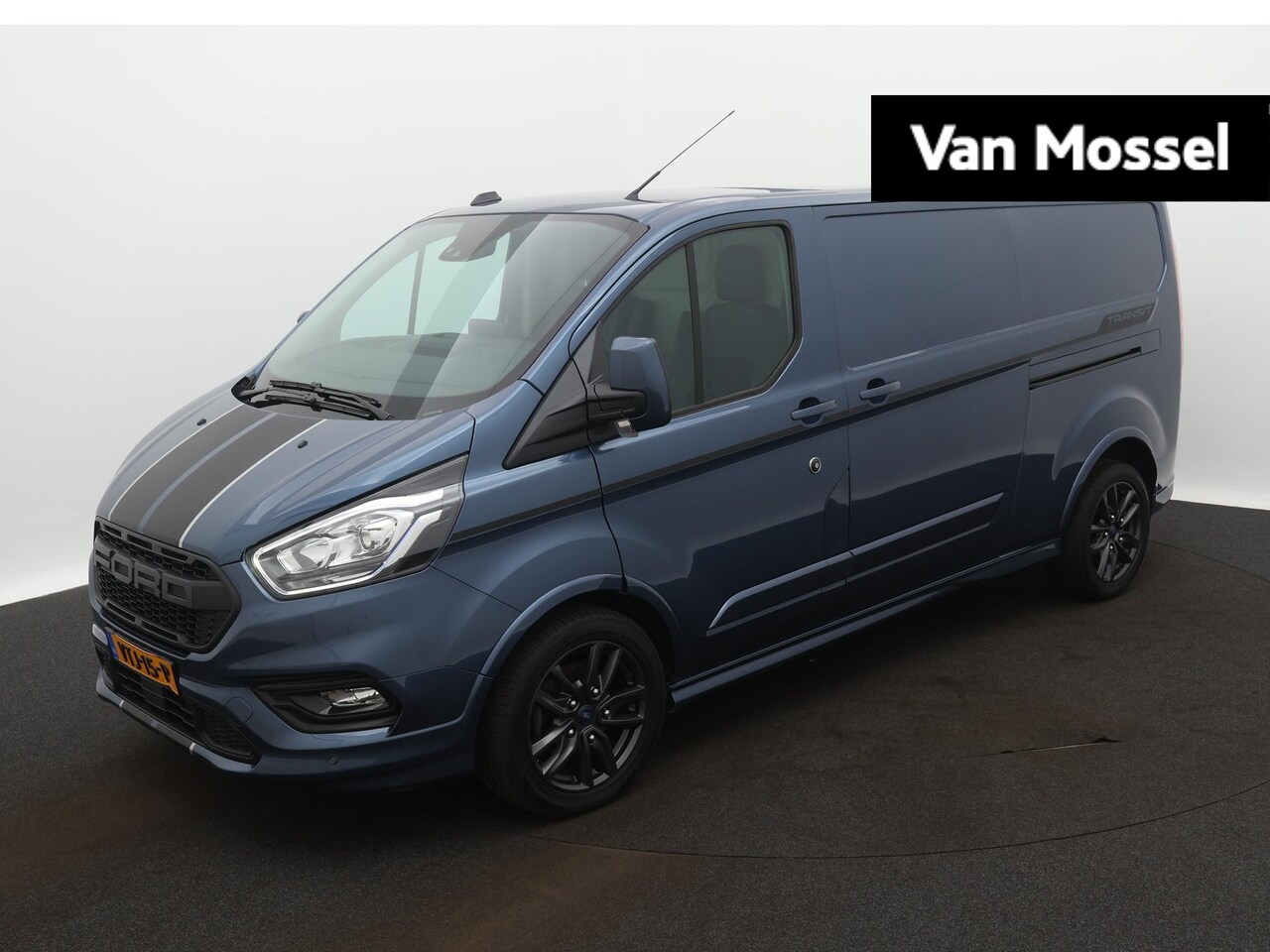 Ford Transit Custom - 290 2.0 TDCI L2H1 Sport | 170 PK | Trekhaak | Parkeersensoren | Navigatie - AutoWereld.nl