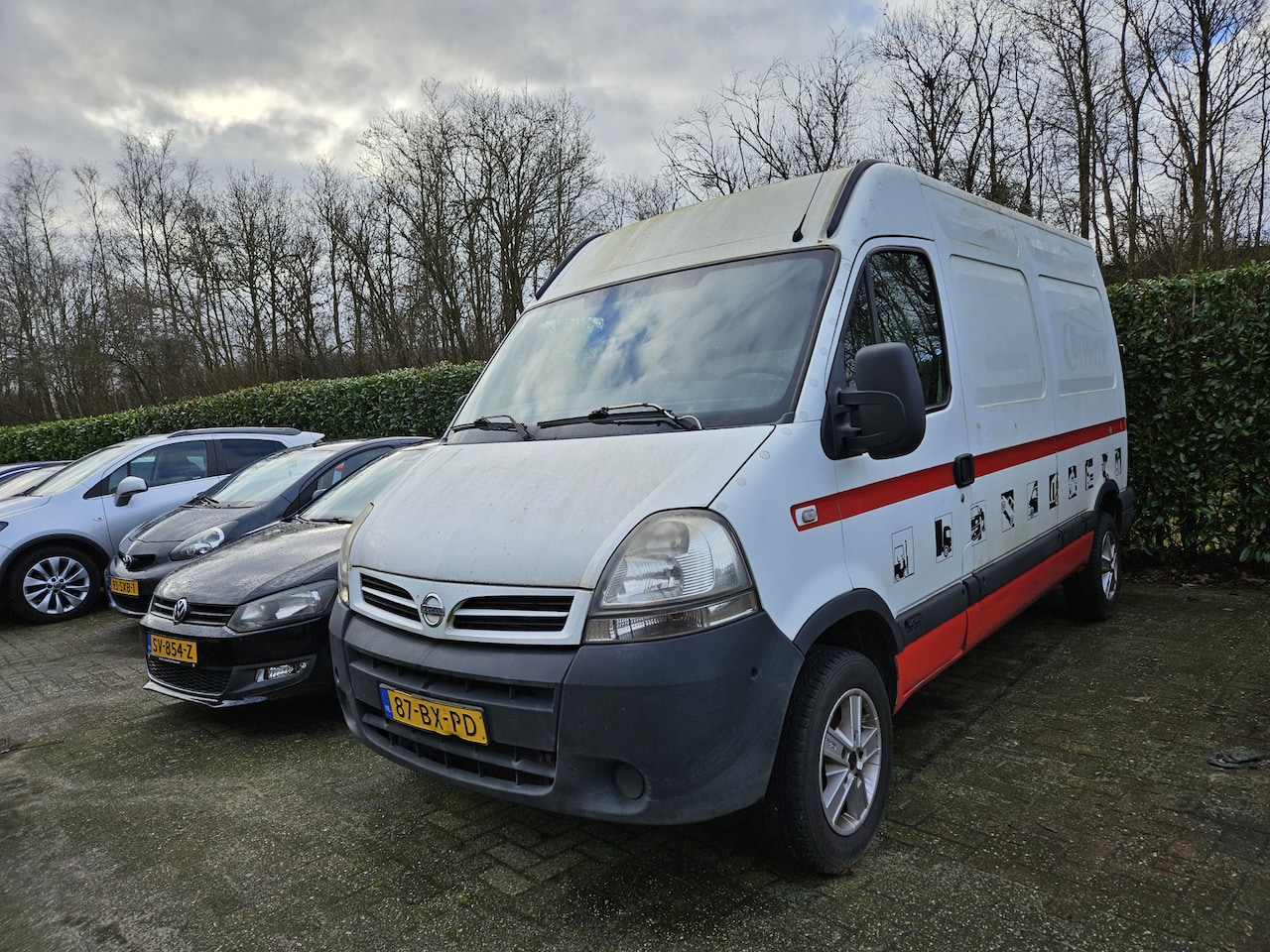 Nissan Interstar - 115.33-358M 2.5dCi 115.33-358M 2.5dCi (start niet) - AutoWereld.nl