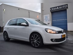 Volkswagen Golf - 1.4 TSI Highline AUTOMAAT / 5 DEURS / 118 DKM