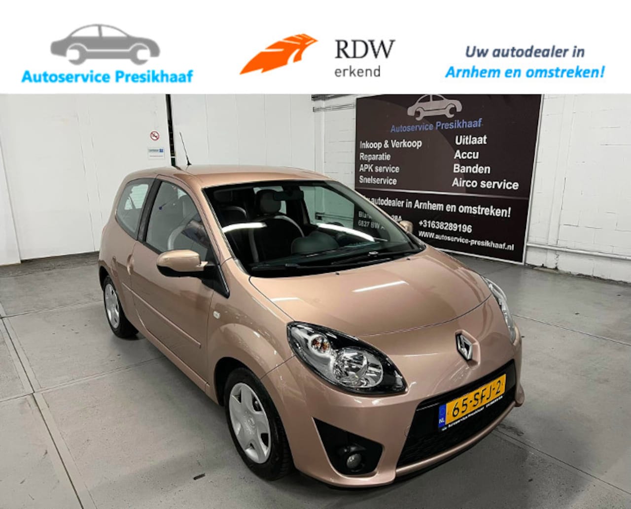 Renault Twingo - 1.2-16V Miss Sixty AIRCO / NAP / ALCANTRA - AutoWereld.nl