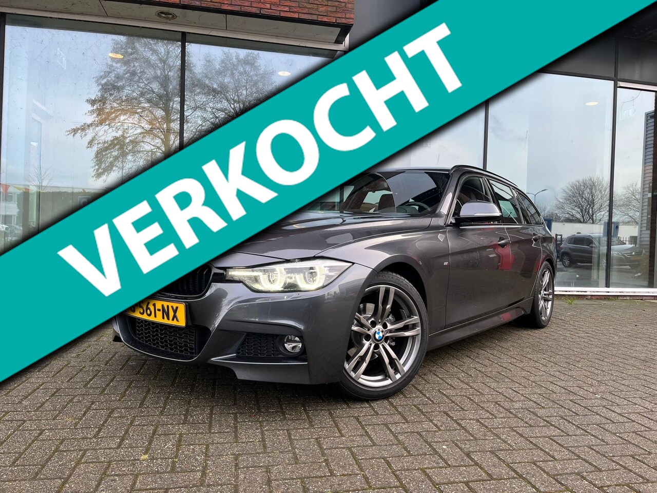 BMW 3-serie Touring - 318i M Sport Corporate - Automaat - Leder - Navi - Trekhaak - Org.NL - AutoWereld.nl