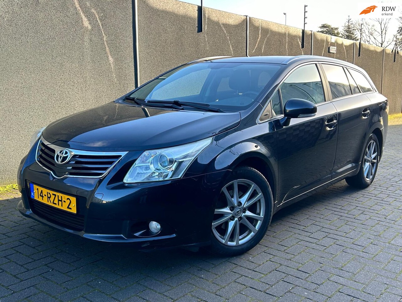 Toyota Avensis Wagon - 1.8 VVTi AUT / NAP / 1e Eig / Dealer Onderh - AutoWereld.nl