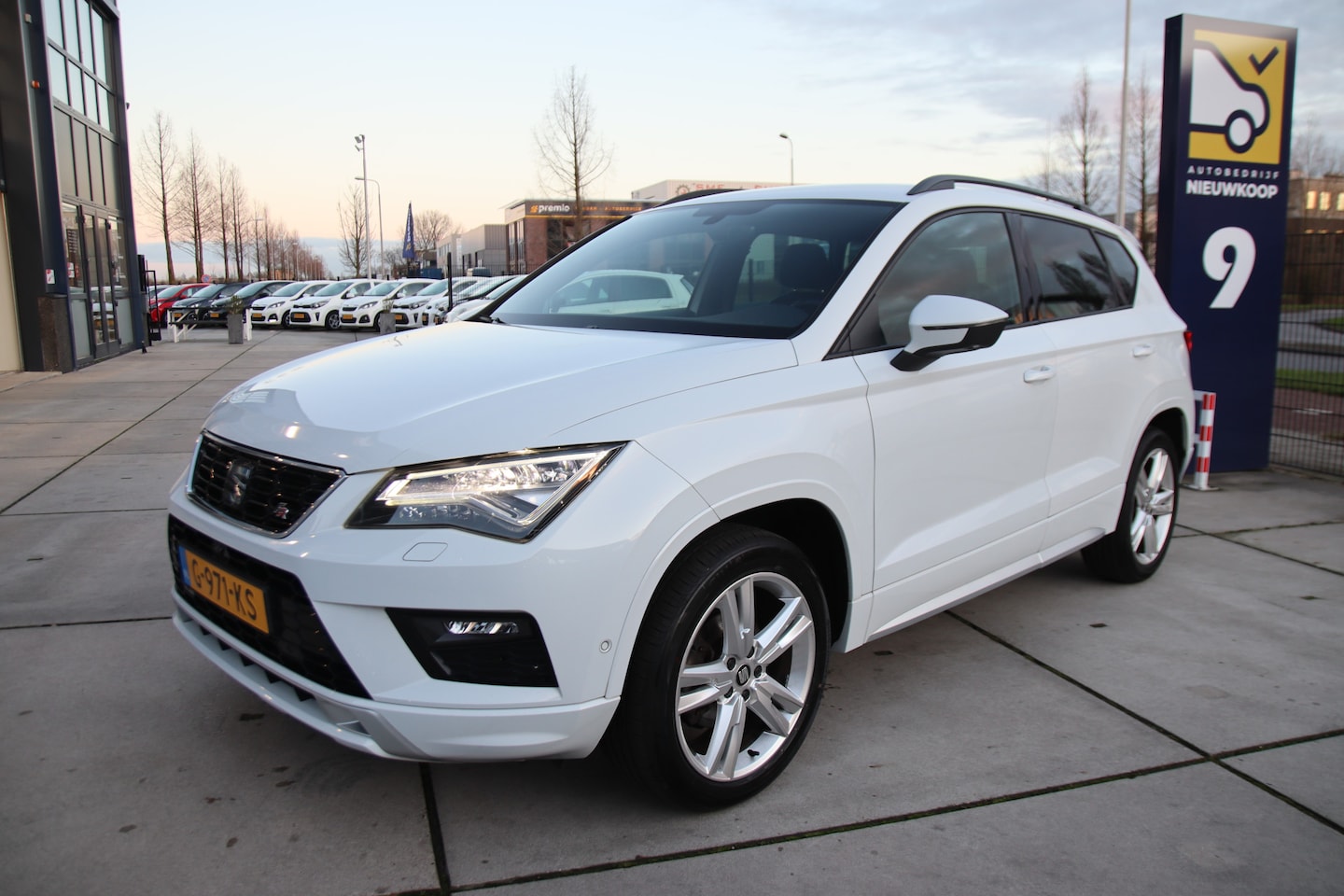 Seat Ateca - 1.5 TSI FR Business Int. upgrade BEATS& WINTER, ACC, Keyless, BOMVOL! Nieuwjaar actie! - AutoWereld.nl