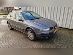 Seat Leon - 1.6-16V Stella