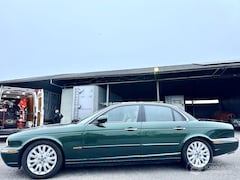 Jaguar XJ - 3.0 V6 238pk aut Executive limo - nap - bijzonder netjes - navi - leer - stoelverw v+a - m