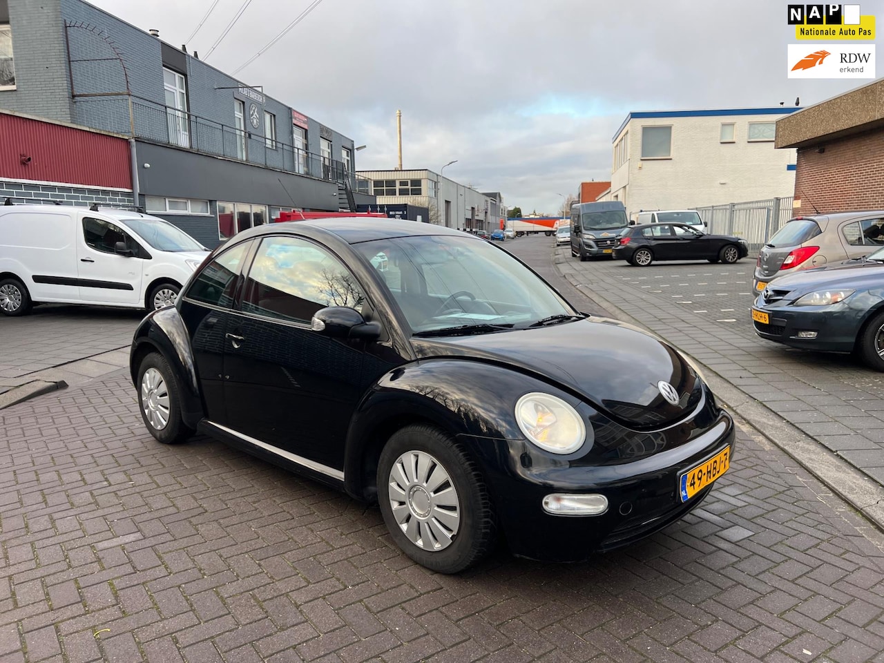 Volkswagen New Beetle - 1.6 - AutoWereld.nl