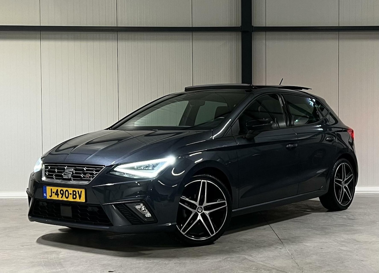 Seat Ibiza - 1.0 TSI FR Virtual Pano Beats Trekhaak Camera LED - AutoWereld.nl