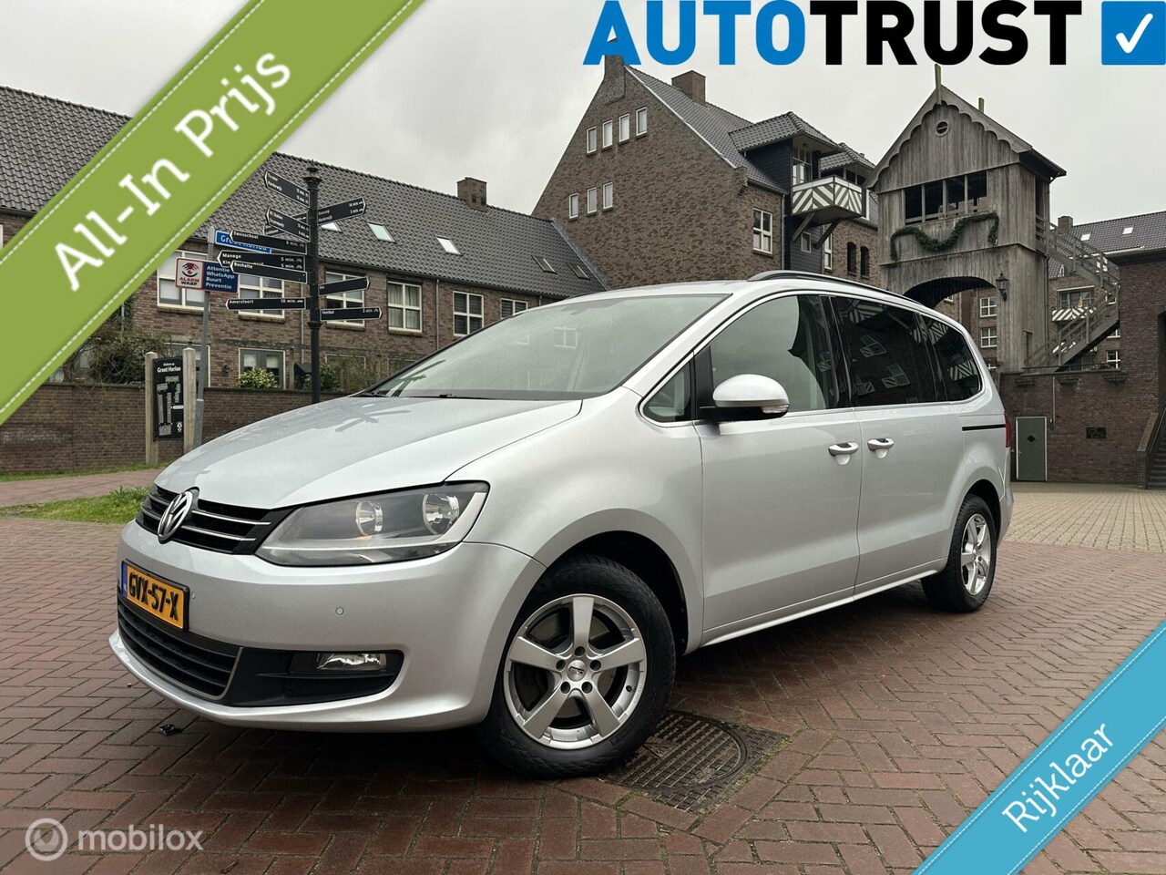 Volkswagen Sharan - 1.4 TSI 150pk 7p. Navi Cruise Trekhaak - AutoWereld.nl