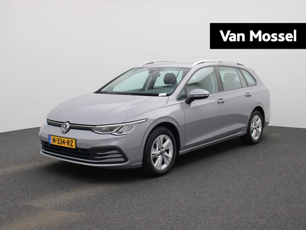 Volkswagen Golf Variant - 1.0 TSI Life | CAMERA | NAVIGATIE | STOELVERWARMING | LED | SFEERVERLICHTING | CARPLAY | - AutoWereld.nl