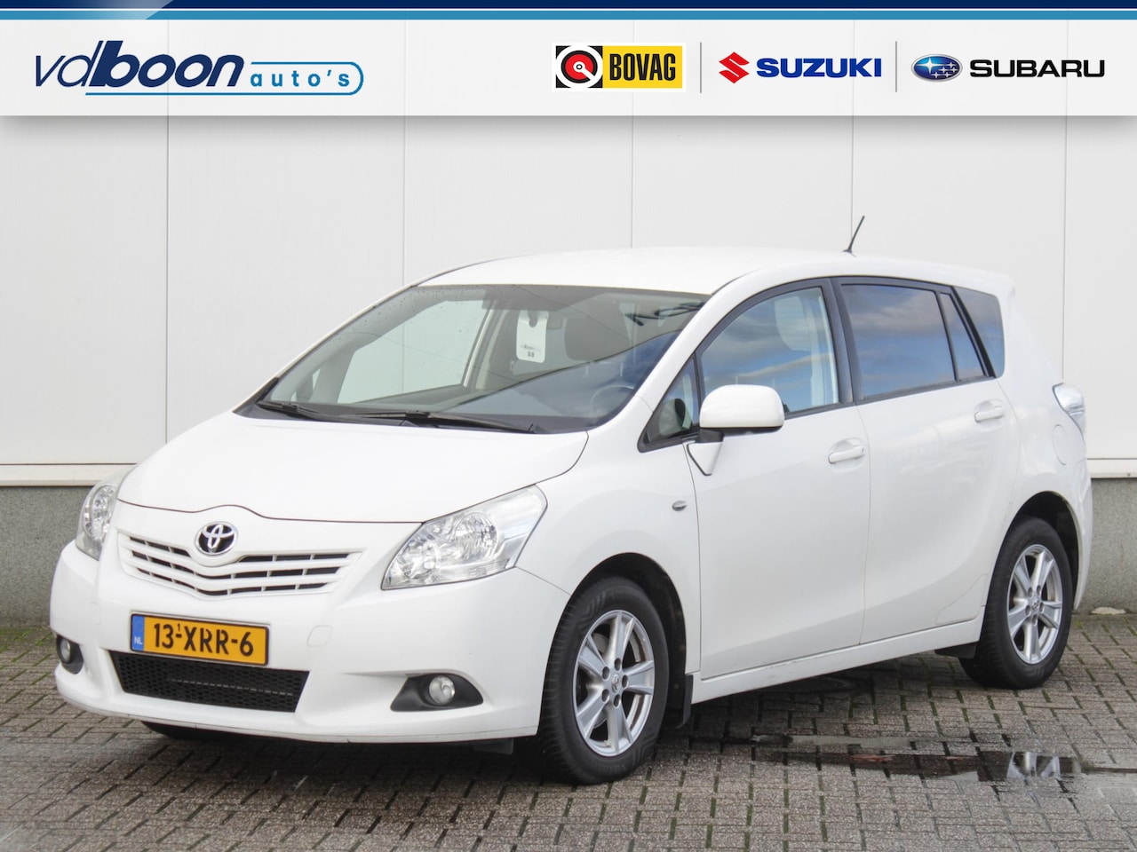 Toyota Verso - 1.6 VVT-i Aspiration | Clima | Cruise | Park sens | Lm-Velgen | Trekhaak - AutoWereld.nl