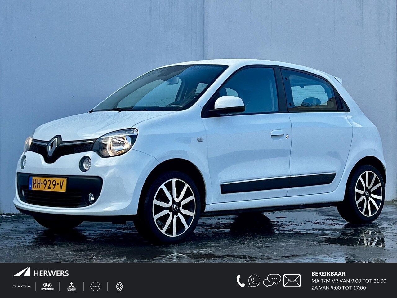 Renault Twingo - 1.0 SCe Intens Automaat / Dealer onderhouden / 16" LMV met All Season banden / Navigatie / - AutoWereld.nl