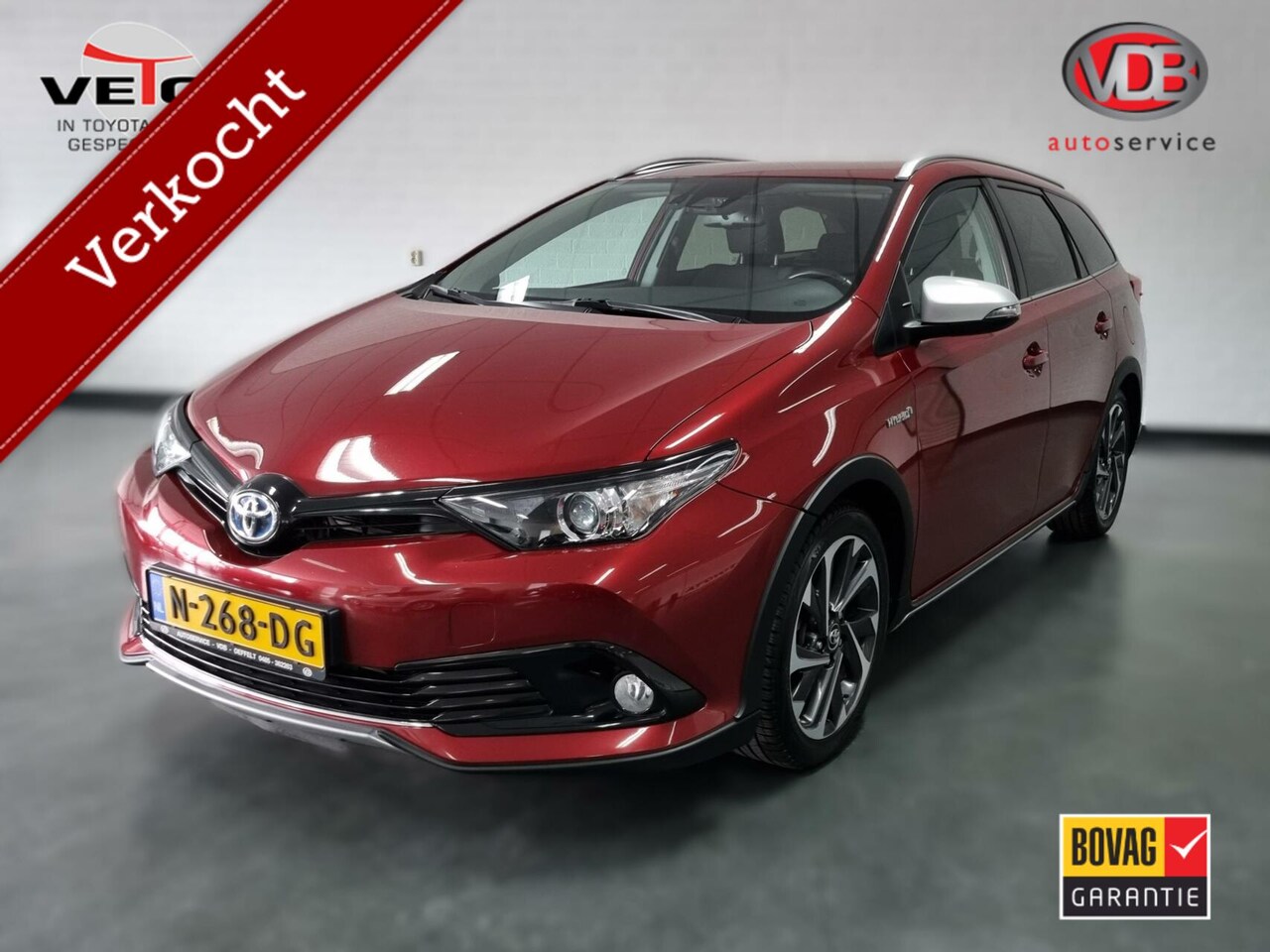 Toyota Auris Touring Sports - 1.8 Hybrid Freestyle / Navi - AutoWereld.nl